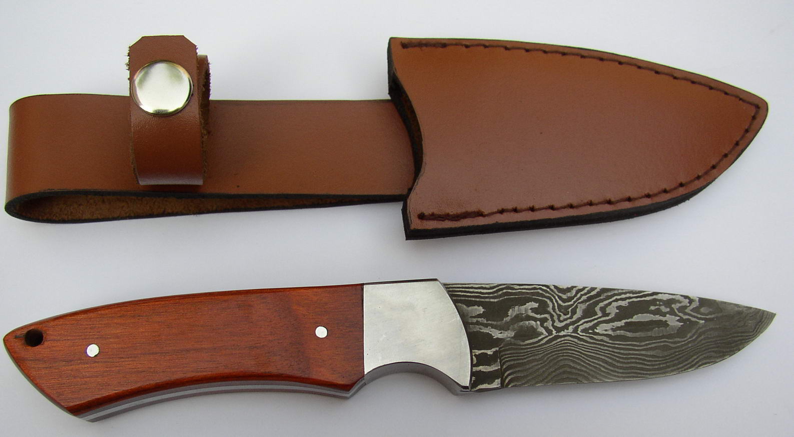 Damascus_Hunting_Knife