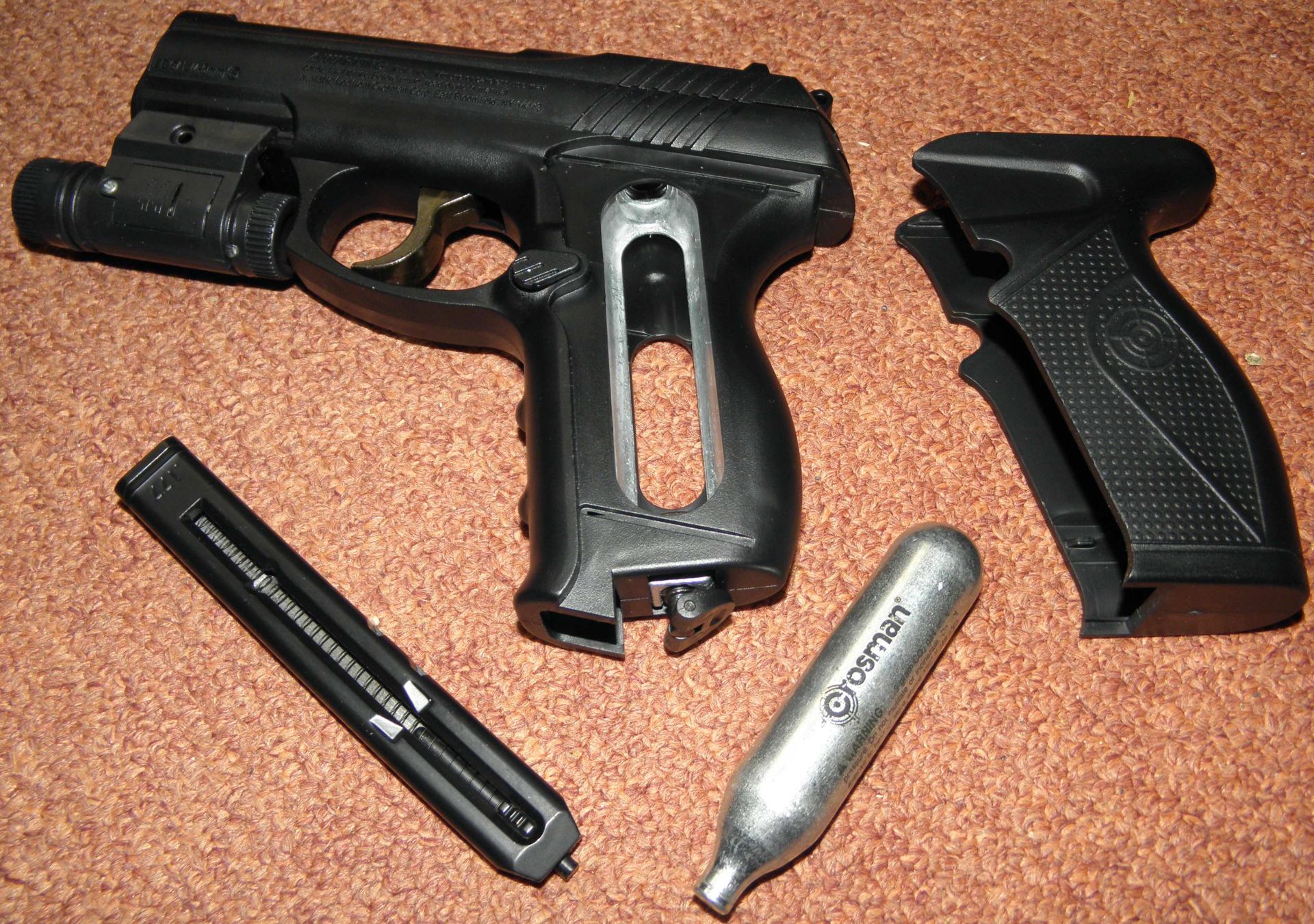 Crosman Phantom 4.5mm co2