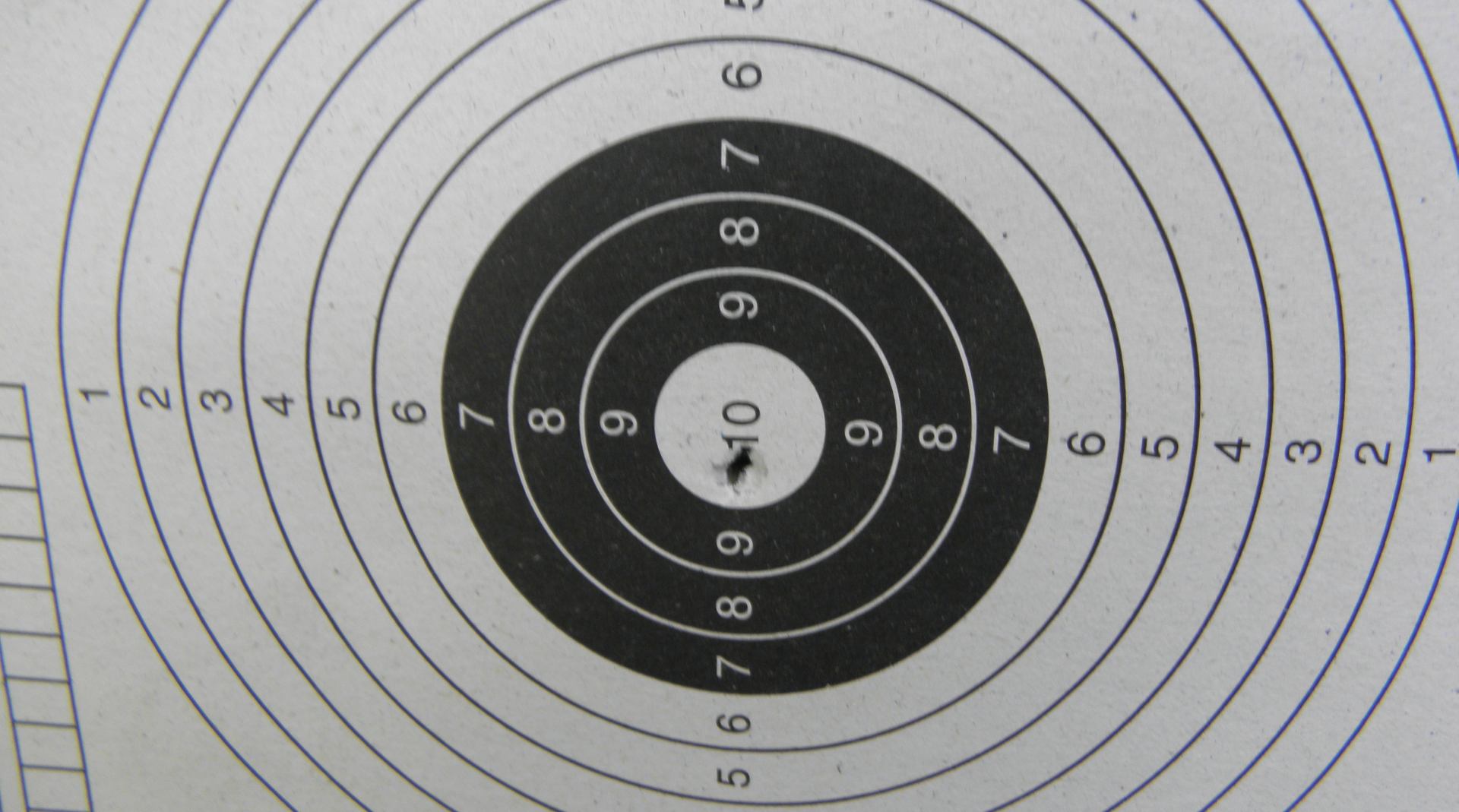 Gamo Shadow DX + Crosman Destroyer na 15m