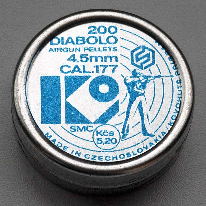 KovohutePribram_RundkopfGeriffelt_177_PelletContainer